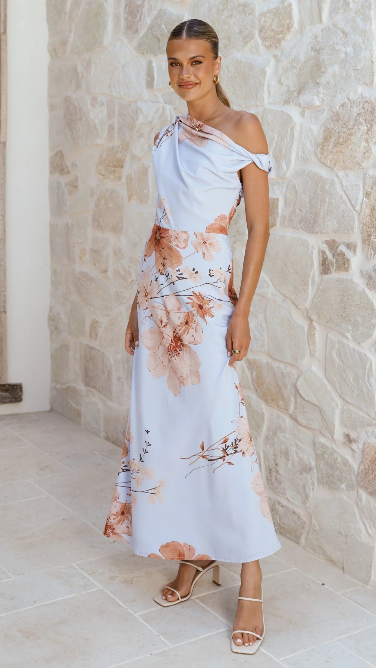 Wanita Off The Shoulder - Blue Floral