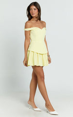Off Shoulder Pleated Dress in Lemon