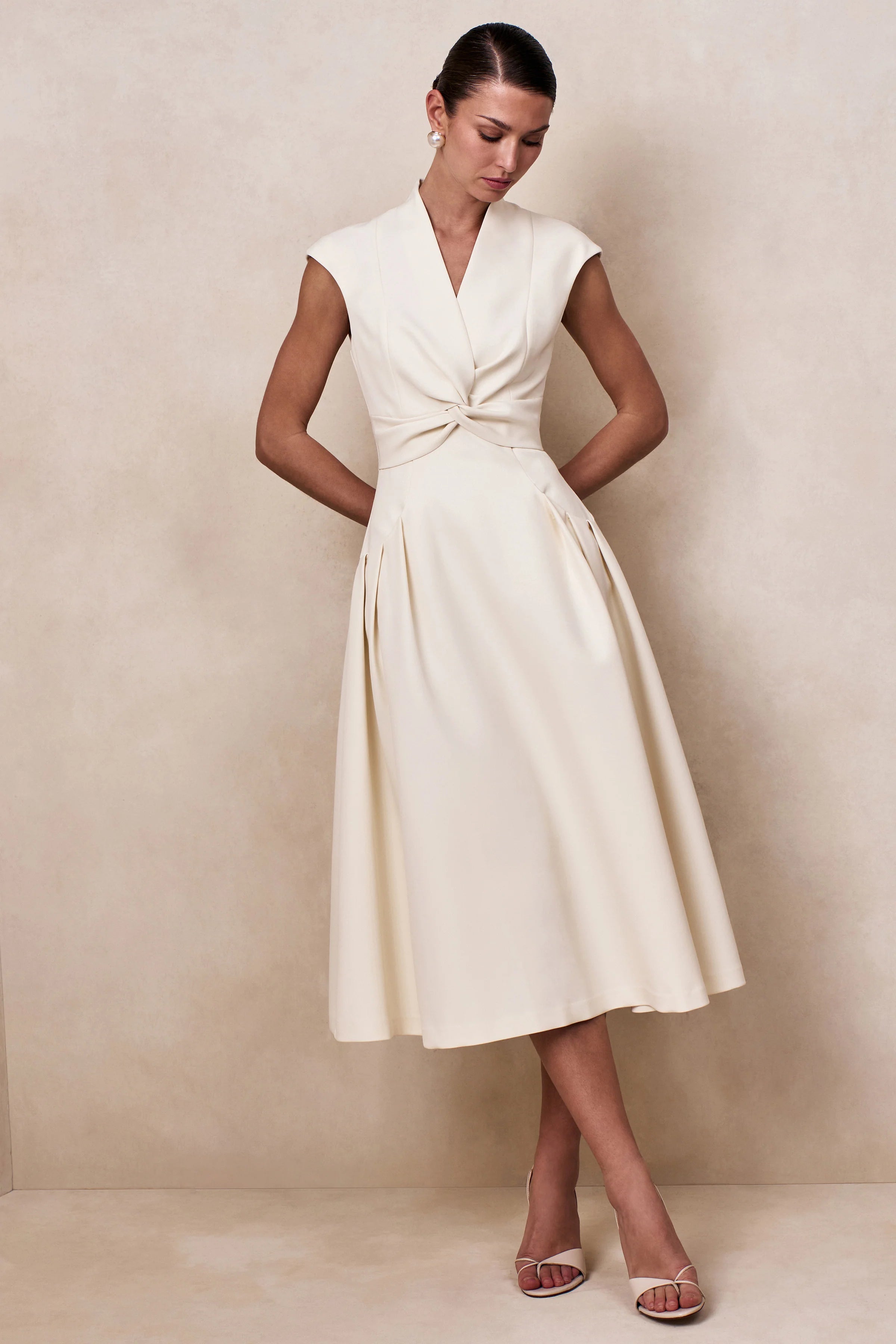 Kylen | Cream V-Neck Midi Dress