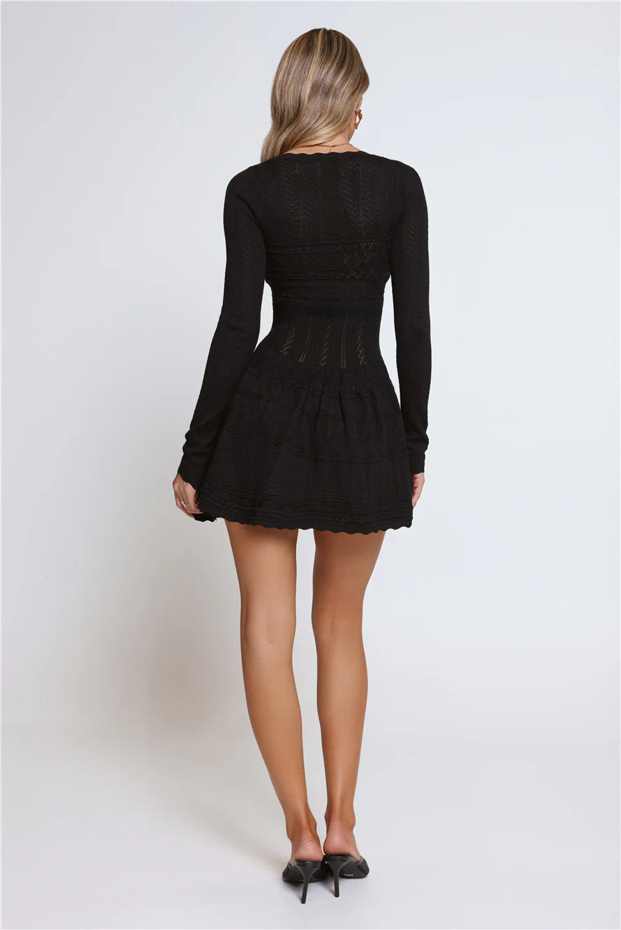Pretty Portrait Long Sleeve Knit Mini Dress Black