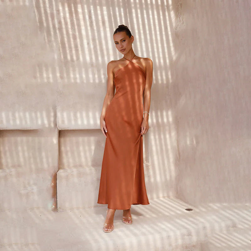 Solid Color Slim Fit Backless Halter Tight Dress