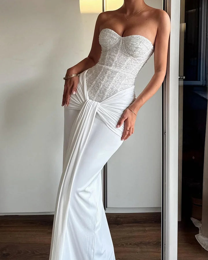 White Sweetheart Sleeveless Beaded Elegant Pleated Prom Dress