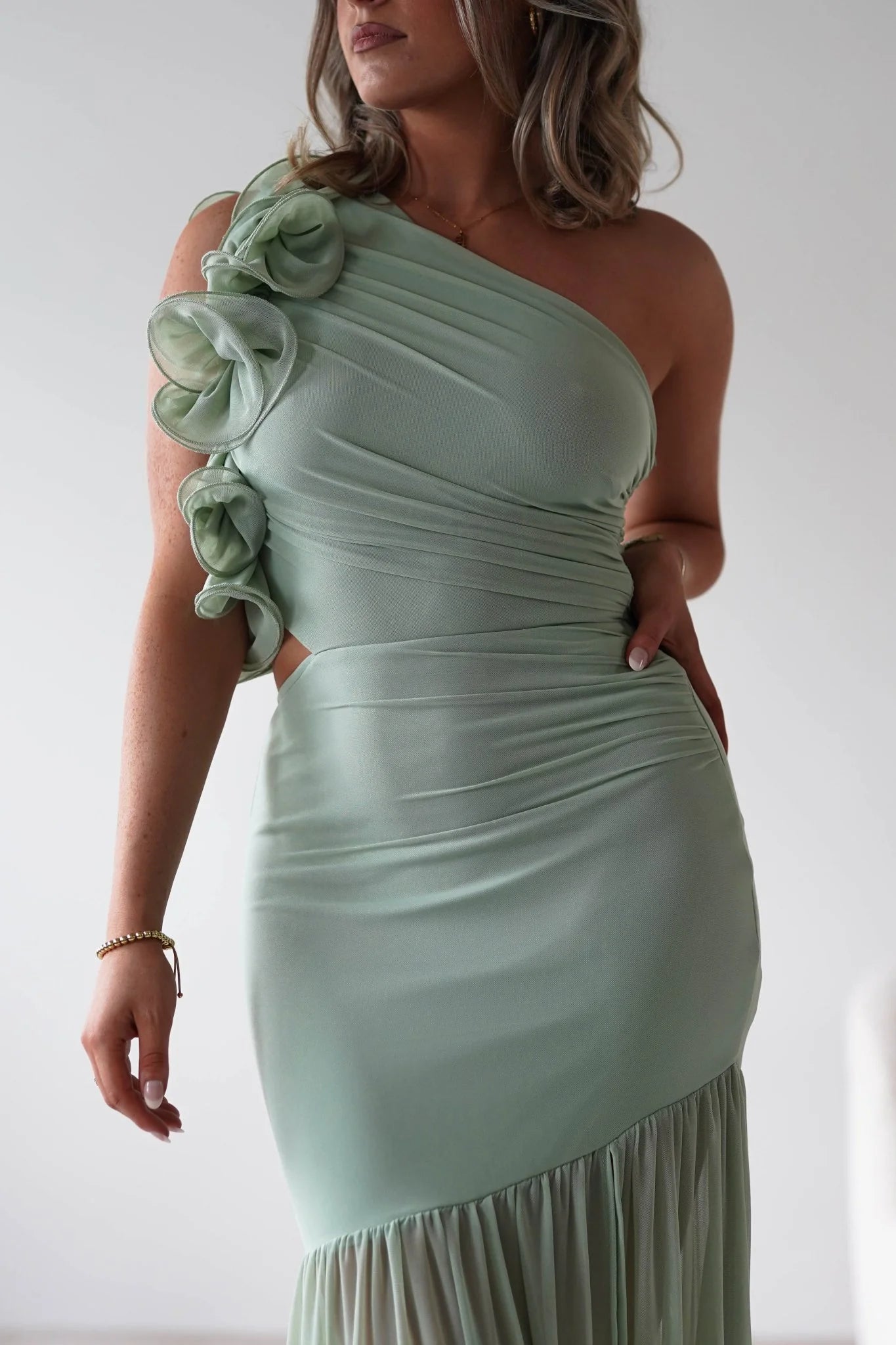 Stephanie Mesh Ruffle Maxi Dress | Sage