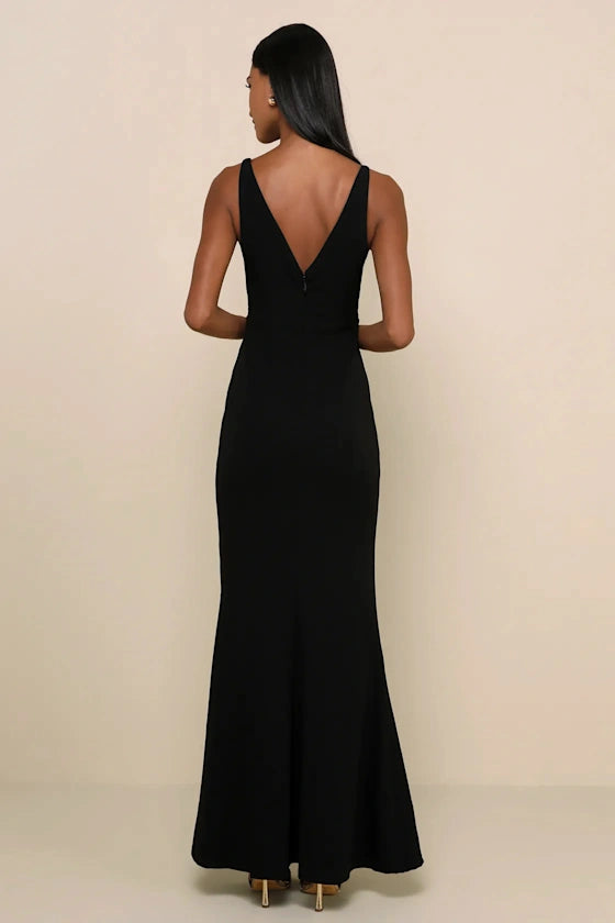 Melora Black Sleeveless Maxi Dress