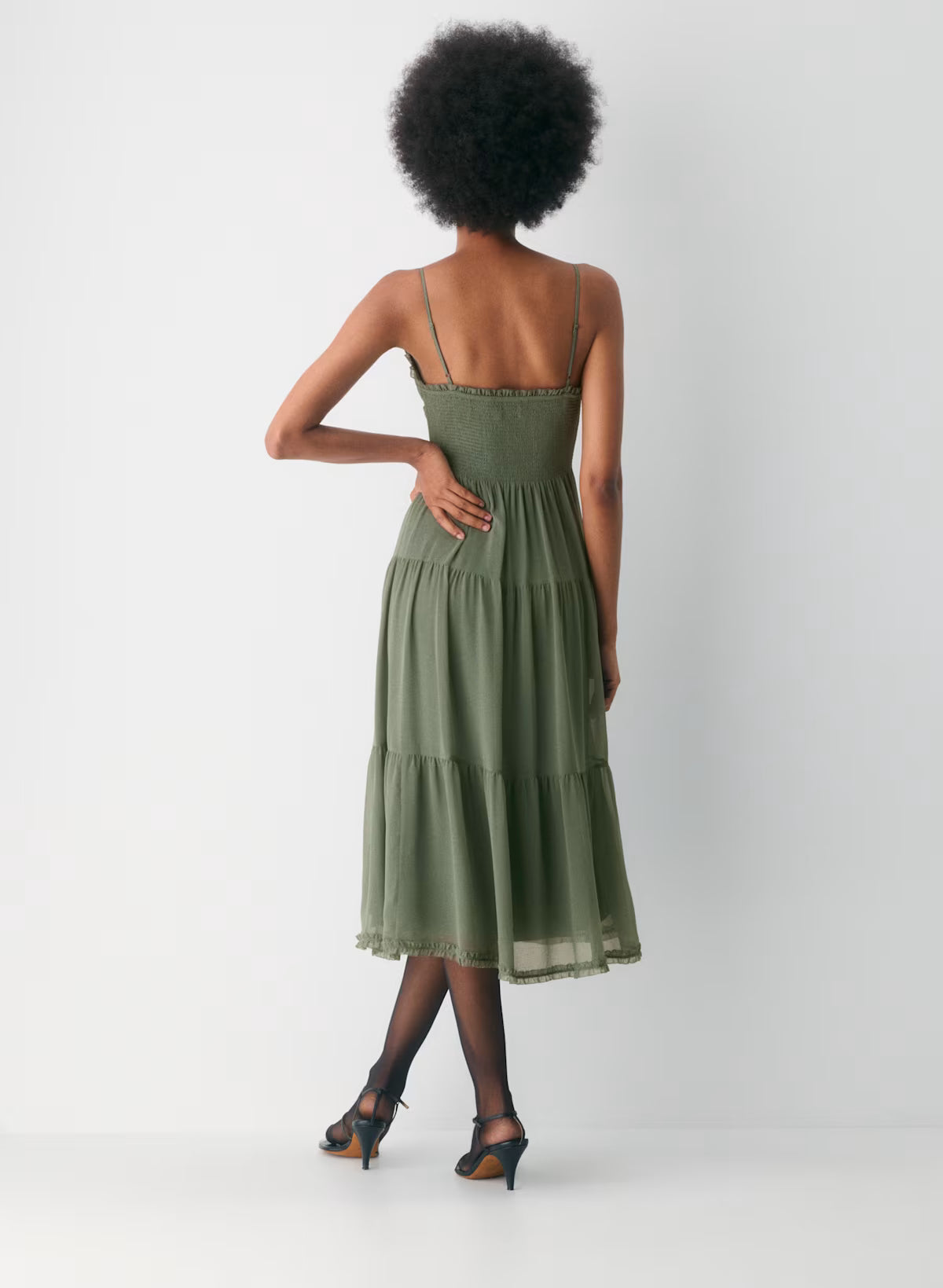 Chiffon tiered V-neck midi dress— sagesse