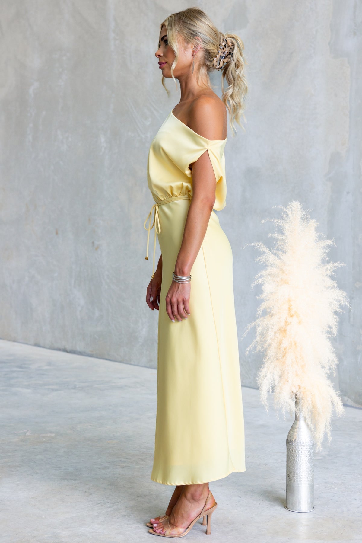 Solid Color One-shoulder Sleeveless Belted Casual Maxi Dress